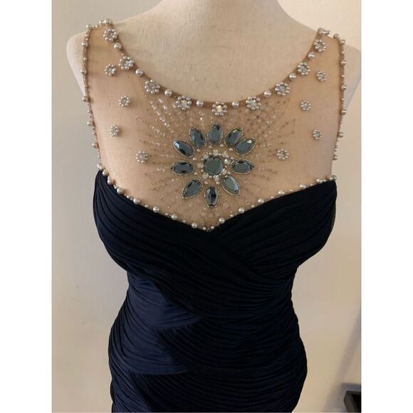 Cache size 4 dress fancy form fitting blue/black - Picture 2 of 5